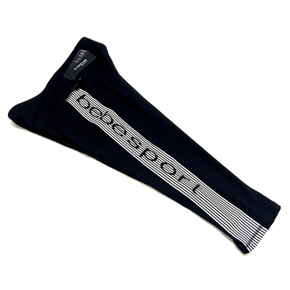 NWT BEBE SPORT LOGO BLACK & WHITE CAPRI LEGGINGS - Picture 5 of 8